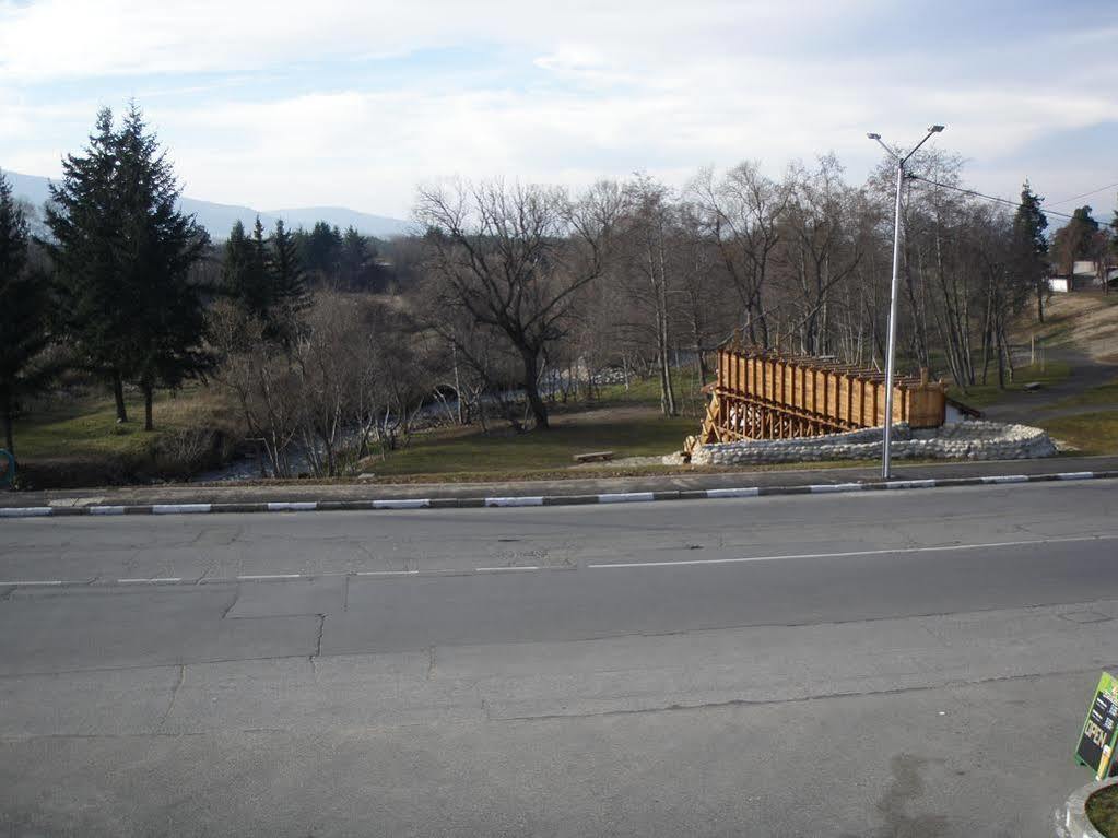Bistrica Hotel Samokov Eksteriør billede