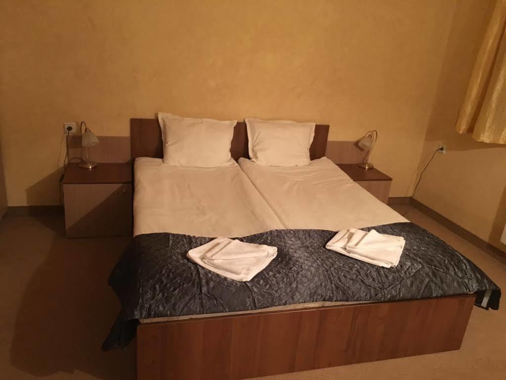 Bistrica Hotel Samokov Eksteriør billede
